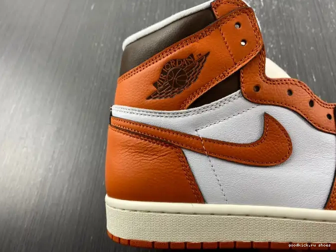 OG 1 High Jordan Air Starfish DO9369-101 WMNS 0420